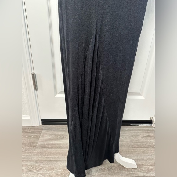 Hidden HEART, Maxi Dress, size small. - Picture 6 of 10